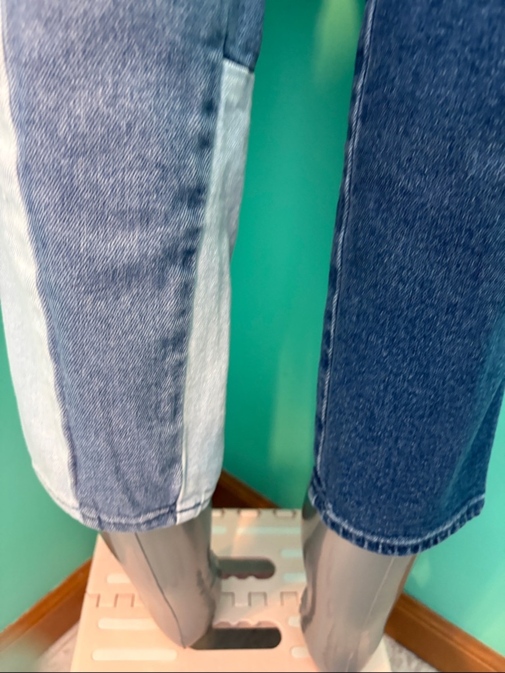 Hollister Ultra High Rise Mom Jean Patchwork Ankle Jeans - Picture 5 of 12